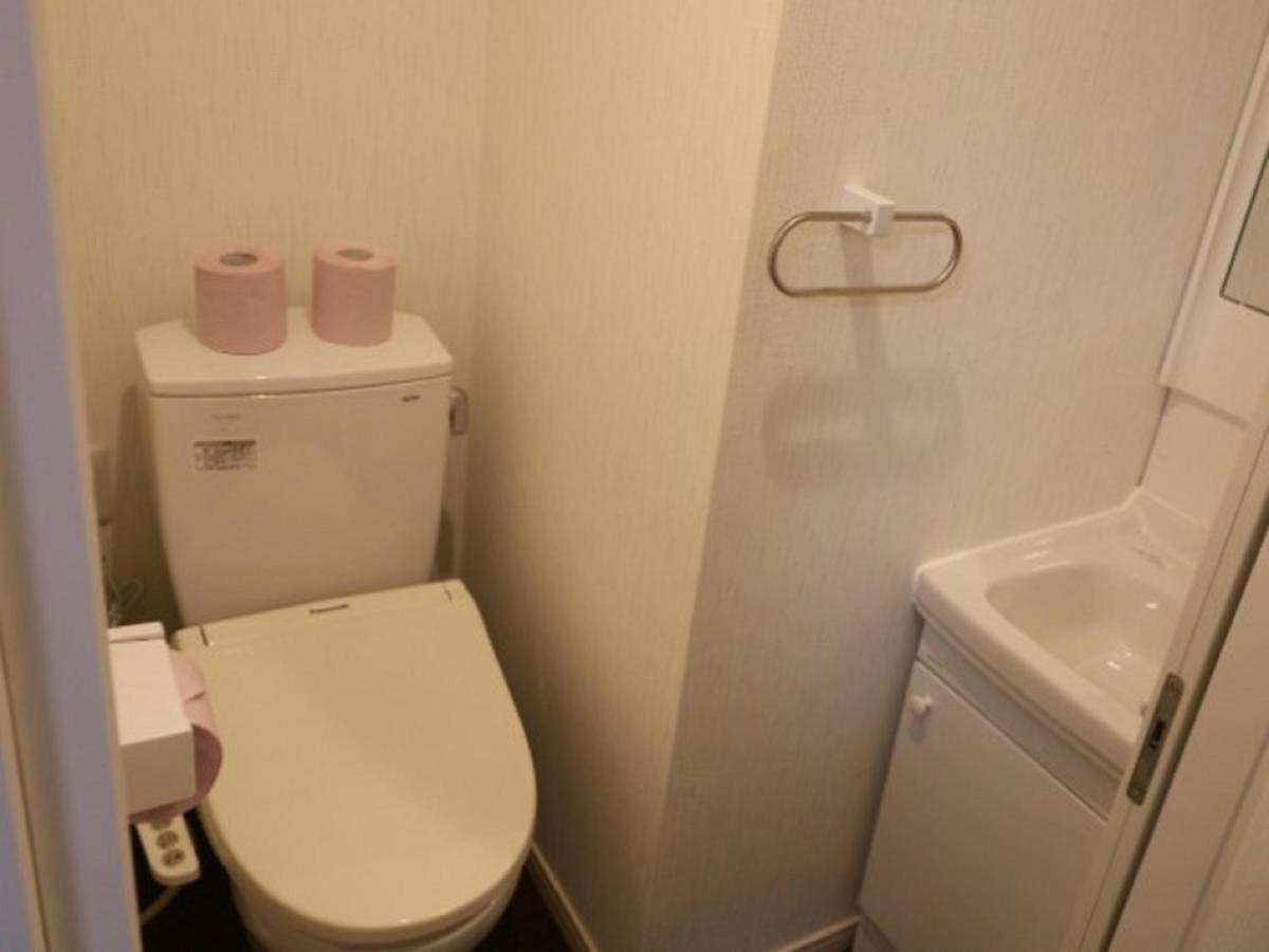 Mr. Kinjo In Makishi Aparthotel Наха Стая снимка